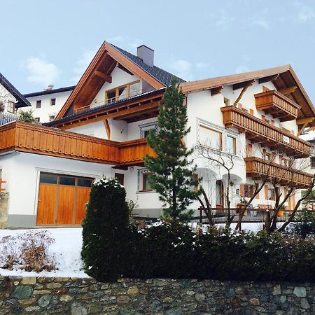 Haus Schoenjochl By Chatel Reizen Hotel Fiss Exterior photo