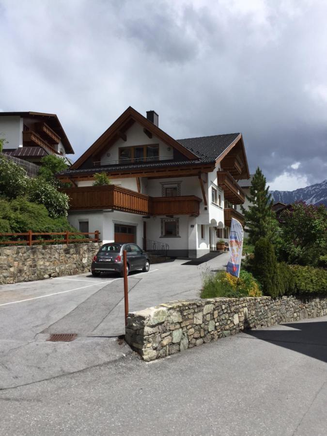 Haus Schoenjochl By Chatel Reizen Hotel Fiss Exterior photo